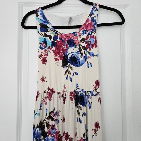 Flower summer maxi like new - Picture 2 of 3